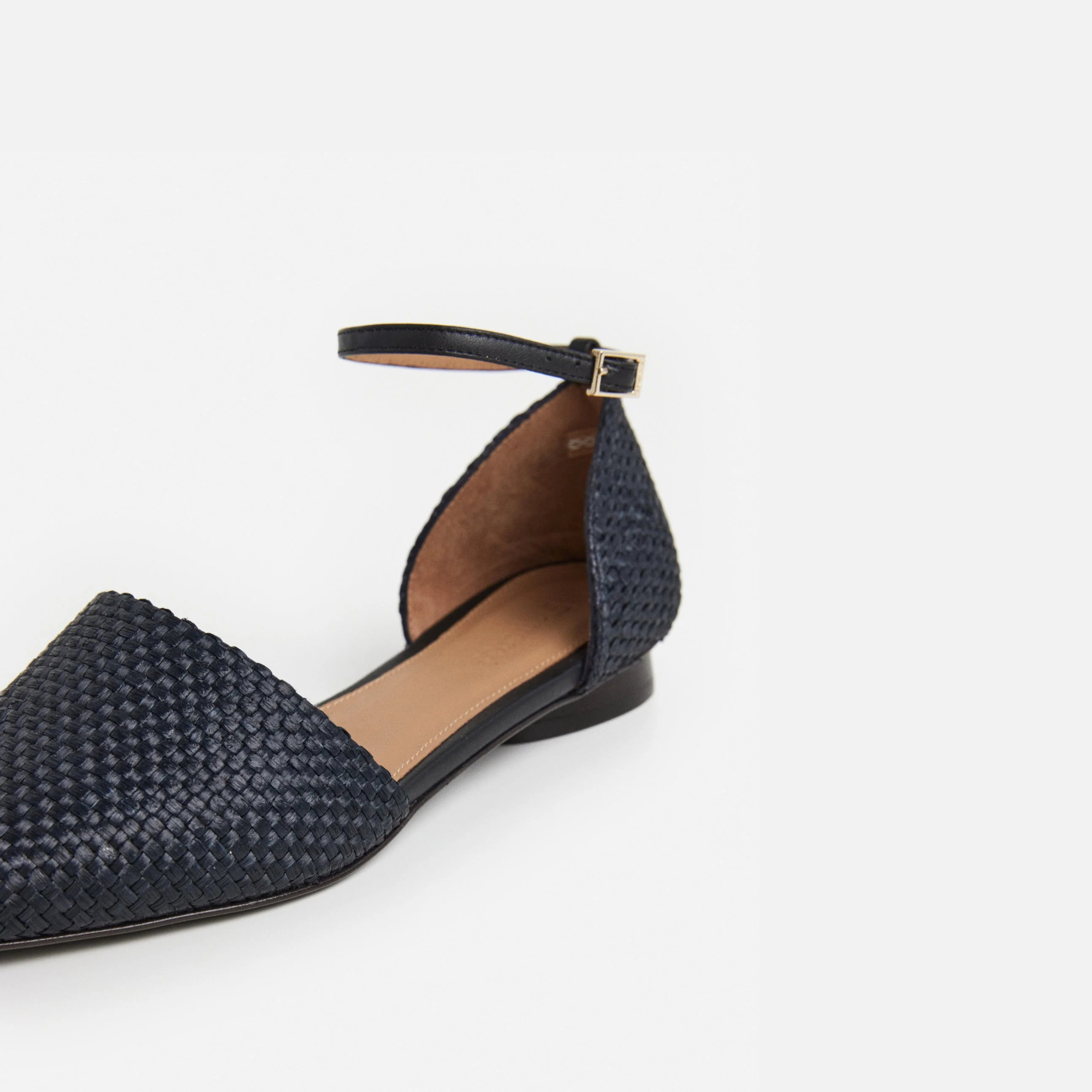 Women's Footwear – Cadine