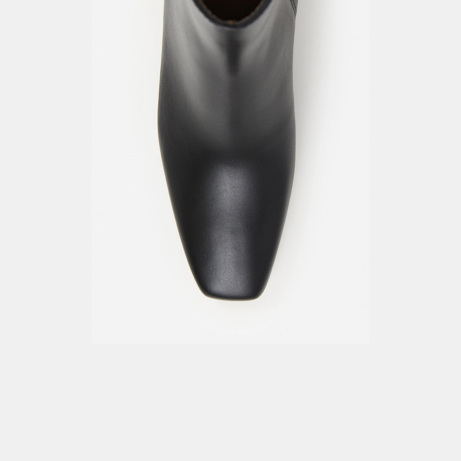 Cay Boot - Black Leather