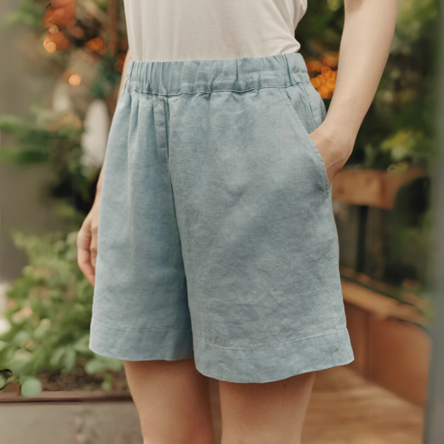 Isle Linen Shorts - Chambray Blue
