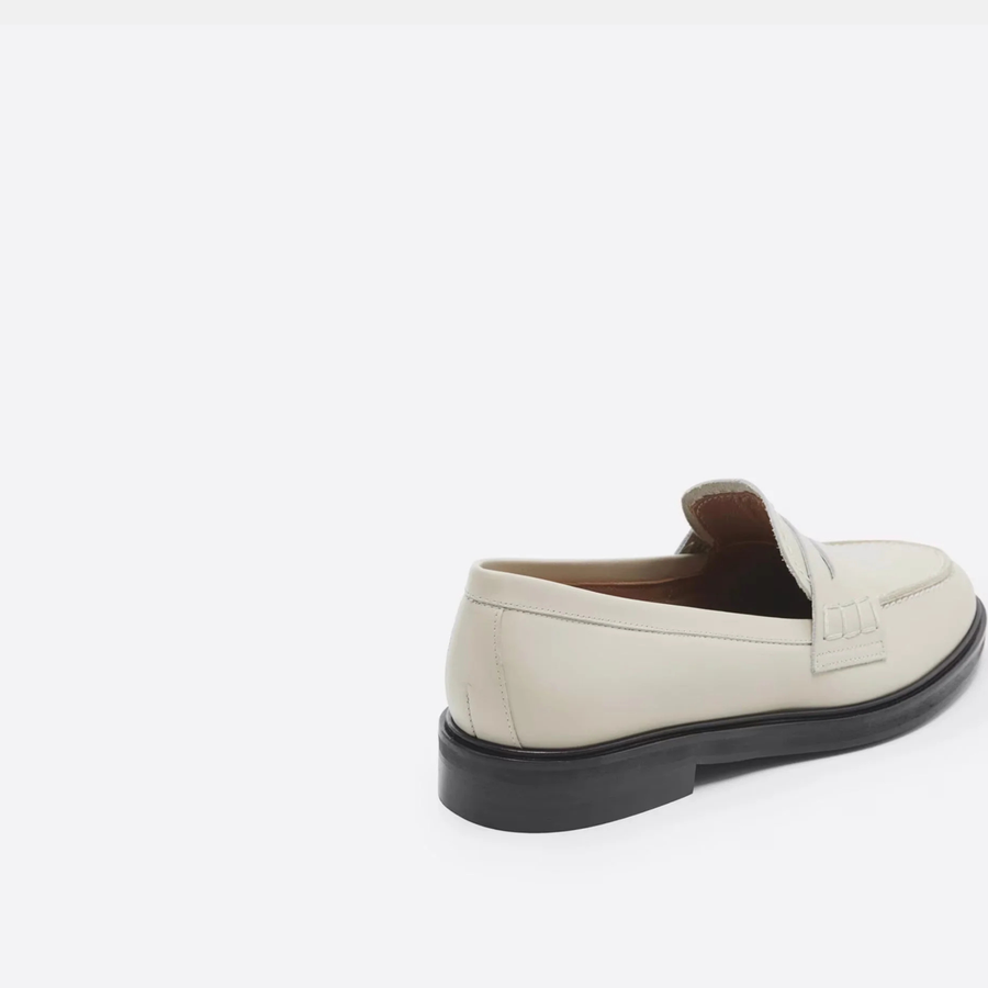 Sara Loafer - Creme Leather