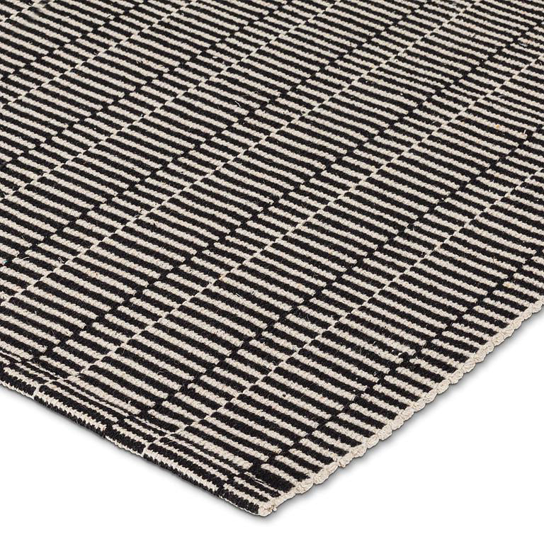 Linea Rug - Black / Beige
