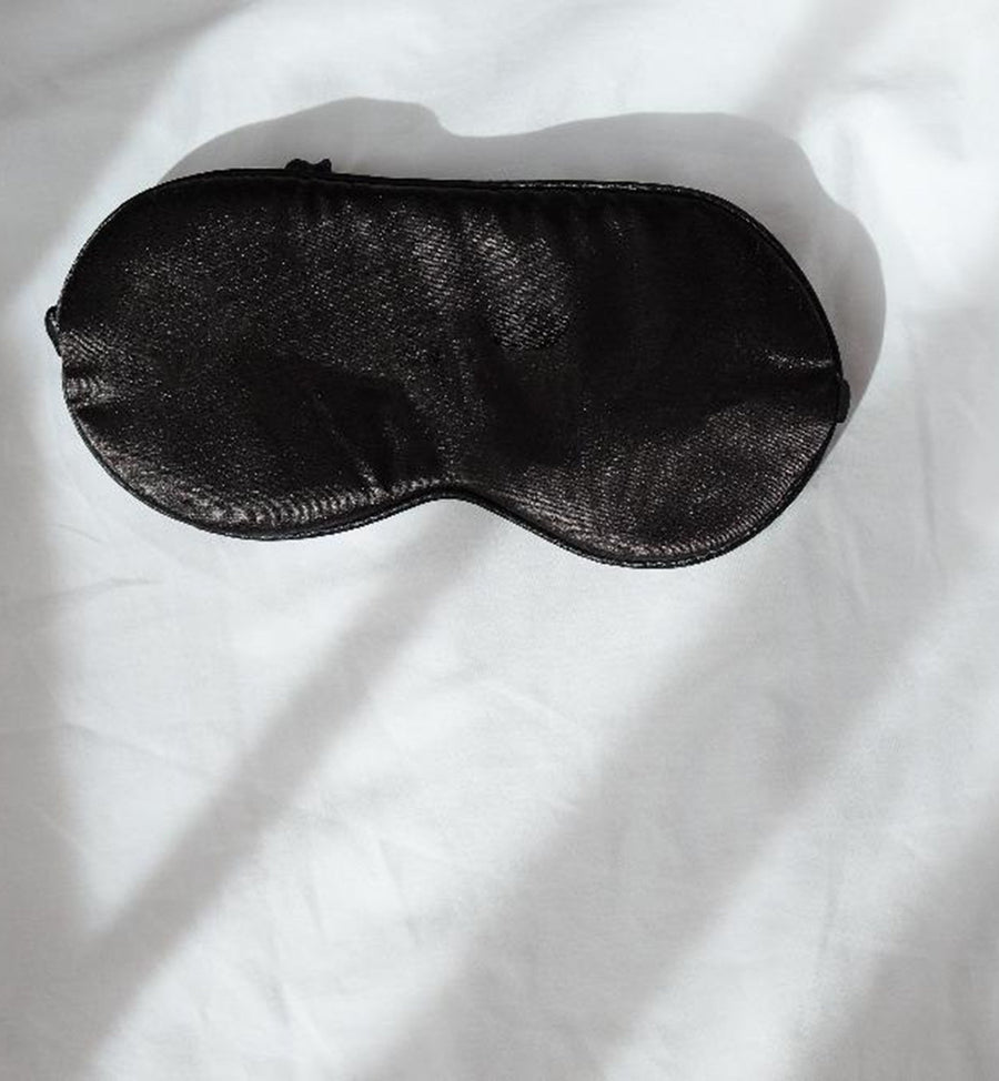 Pure Silk Sleep Mask - Black – Cadine