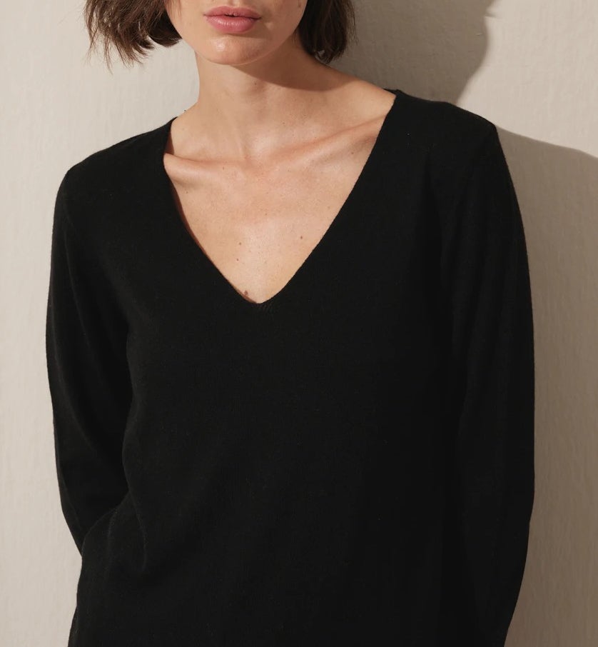 Cadine Clothing Niche Sweater - Black