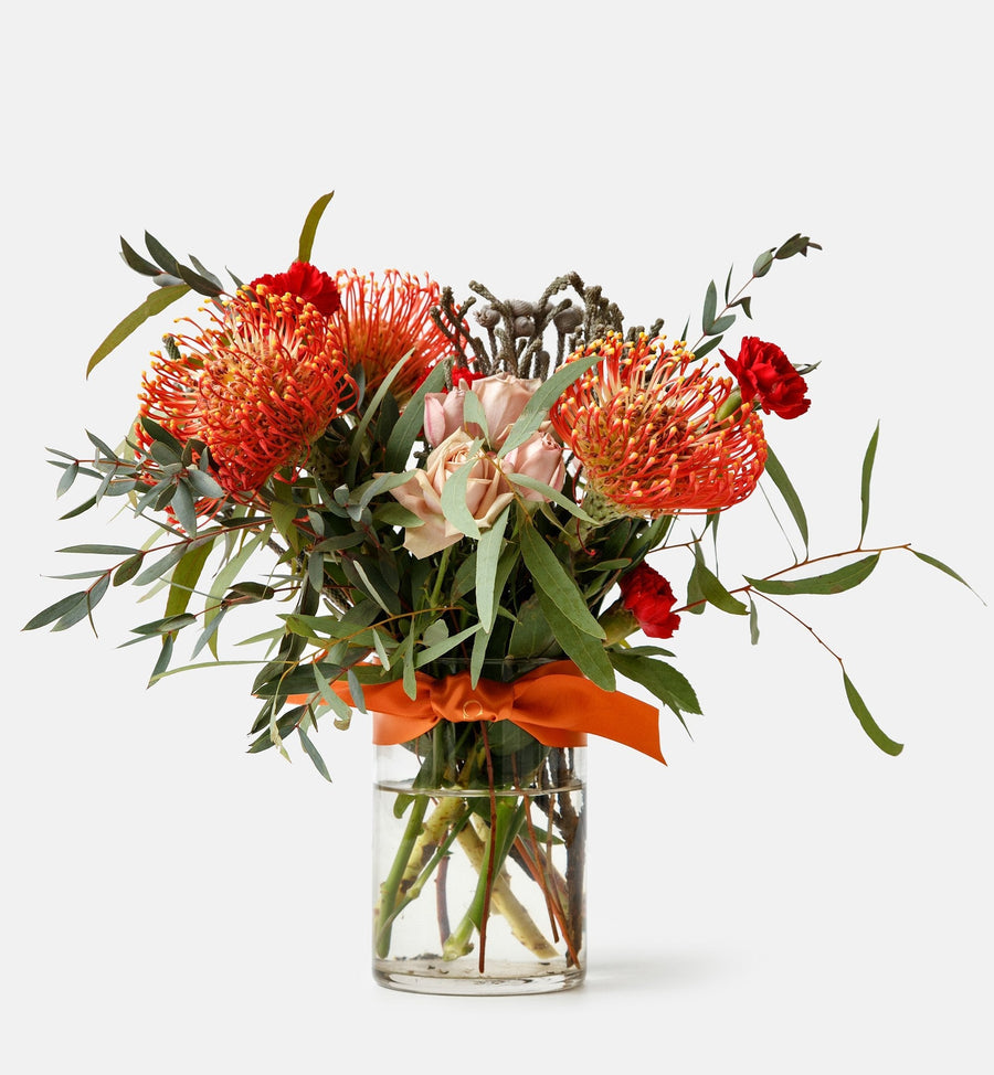 Cadine Flowers Fresh Floral Arrangement in Vase - Classic