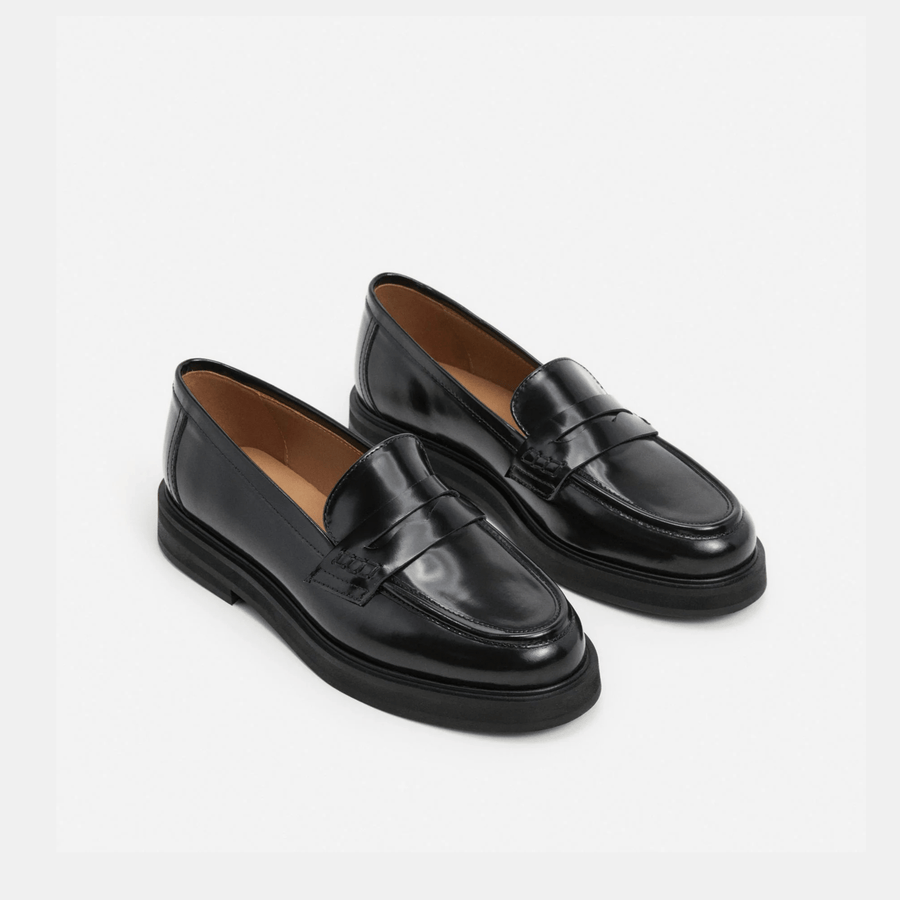 Flattered Shoe Sadie Loafer - Black Leather