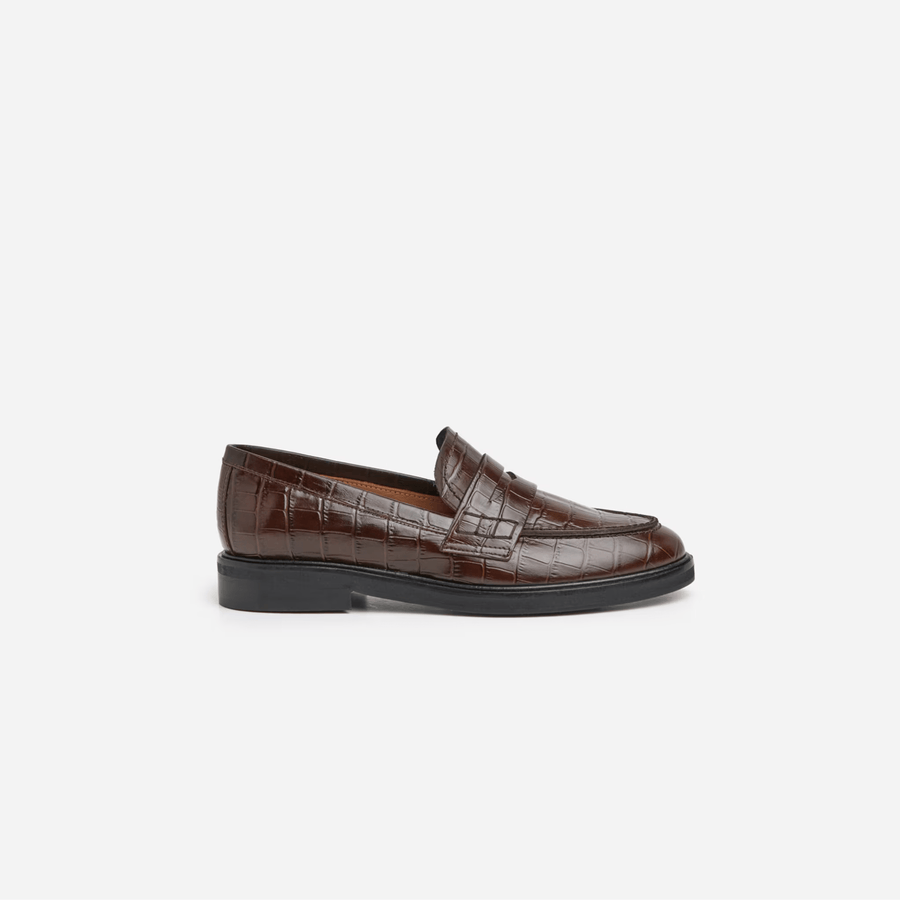 Flattered Shoe Sara Croco Loafer - Brown Leather